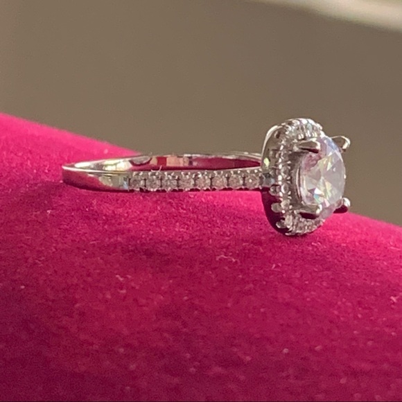 1 Carat Solitaire CZ Ring Size 7 - Picture 7 of 17